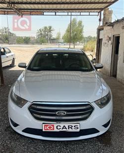 Ford Taurus